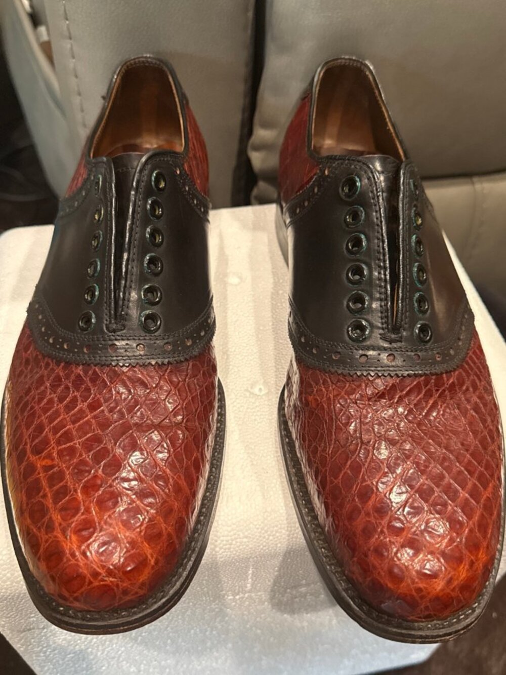 Men's Vintage Bespoke Lee Kee Alligator Saddle Shoes
